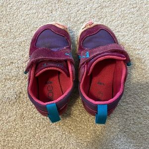 Plae toddler shoes size 5.5